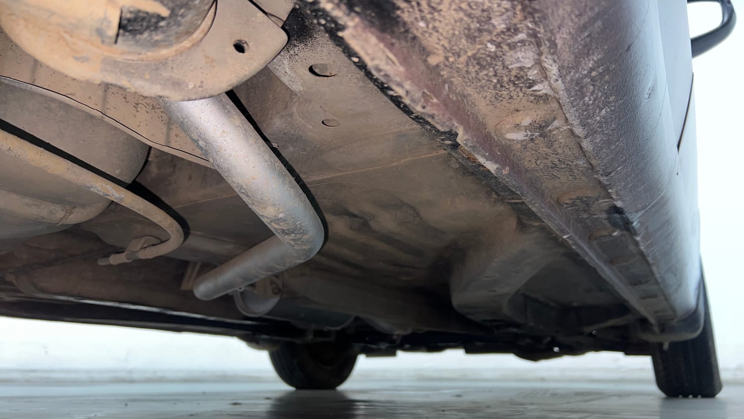 Used 2016 Honda Amaze 1.2 S i-VTEC Petrol Manual extra REAR RIGHT UNDERBODY VIEW