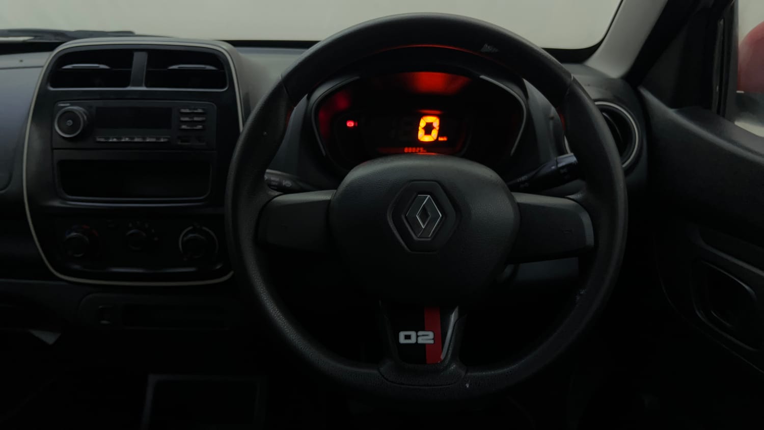 Used 2018 renault Kwid 1.0 RXL Anniversary Edition Petrol Manual interior STEERING VIEW