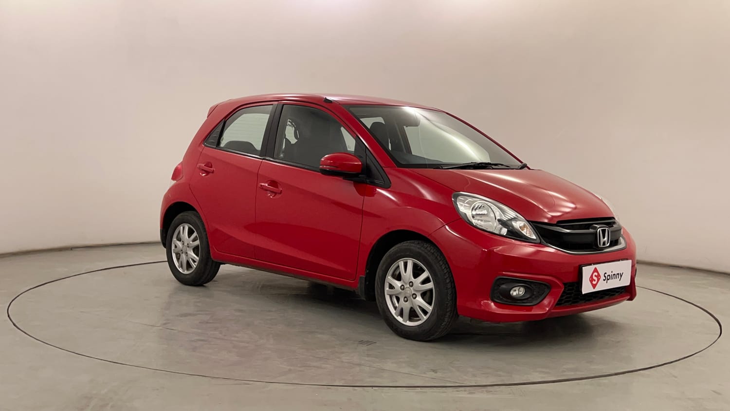 Used 2017 Honda Brio VX AT Petrol Automatic exterior RIGHT FRONT CORNER VIEW