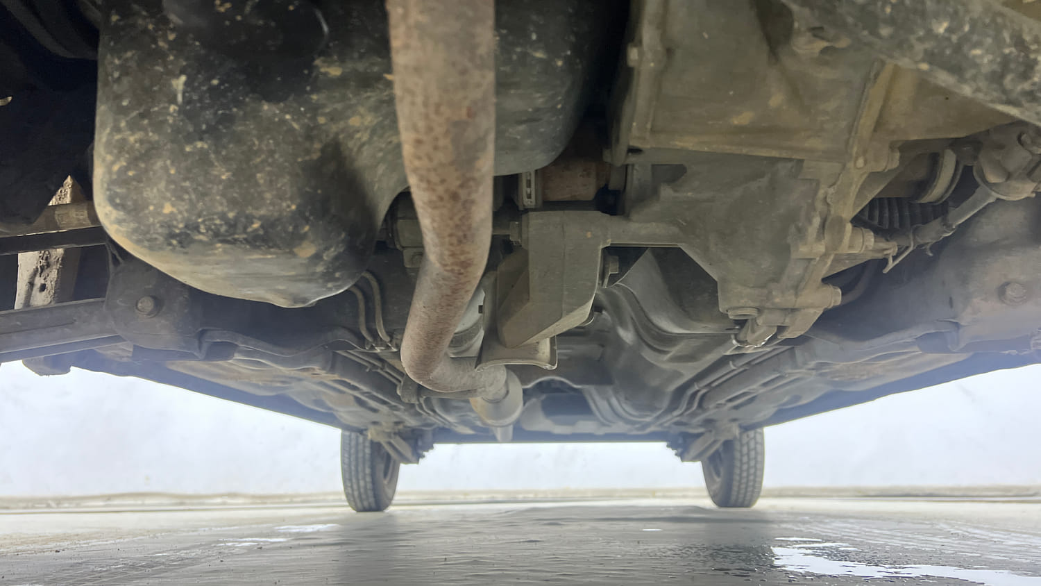 Used 2020 Maruti Suzuki Alto 800 VXi Petrol Manual extra FRONT LEFT UNDERBODY VIEW