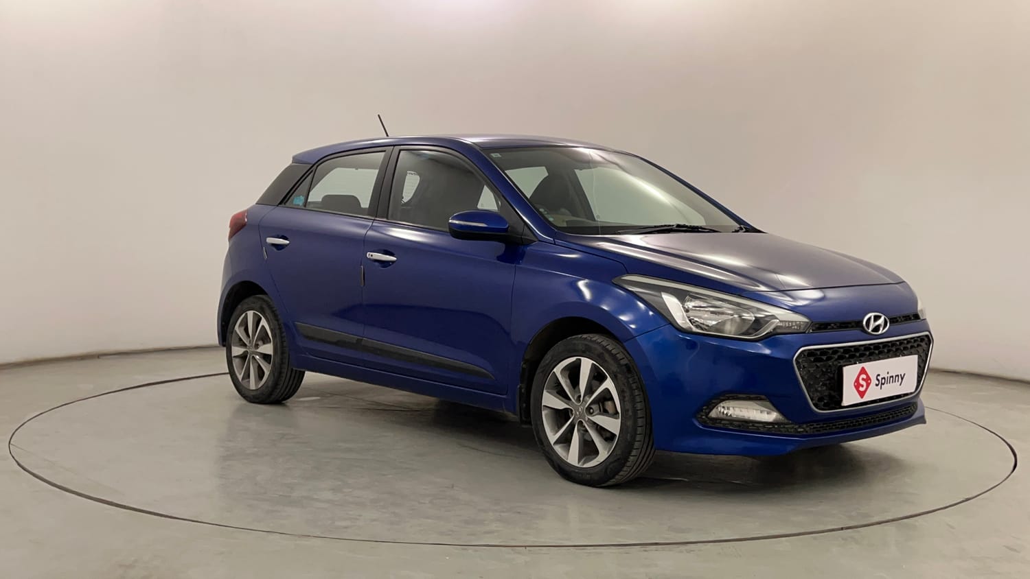 Used 2015 Hyundai Elite i20 Asta 1.2 Petrol Manual exterior RIGHT FRONT CORNER VIEW