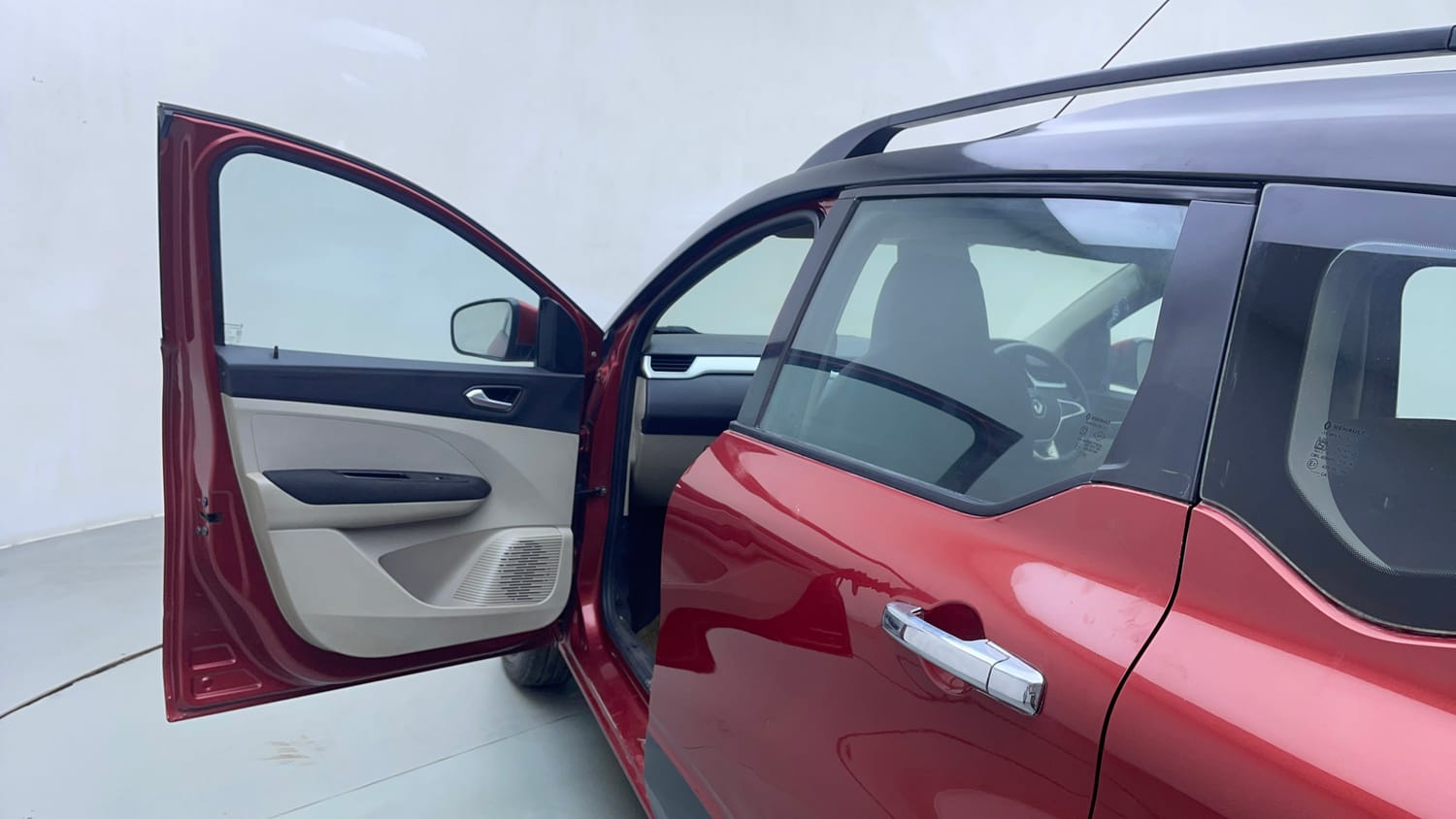 Used 2020 Renault Triber RXZ Petrol Manual interior LEFT FRONT DOOR OPEN VIEW