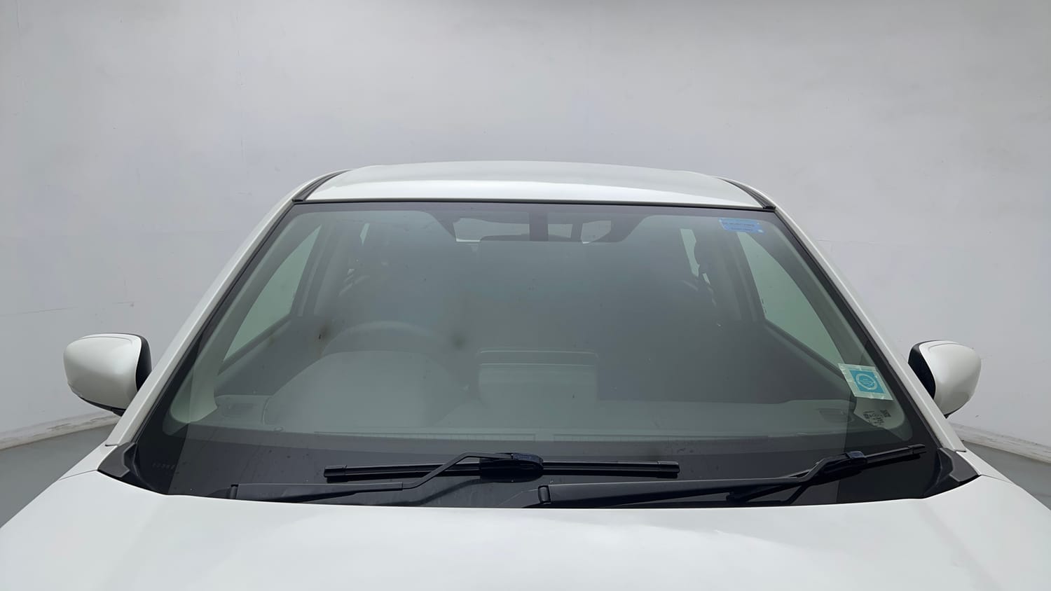 Used 2023 Maruti Suzuki Grand Vitara Zeta Smart Hybrid Petrol Manual exterior FRONT WINDSHIELD VIEW