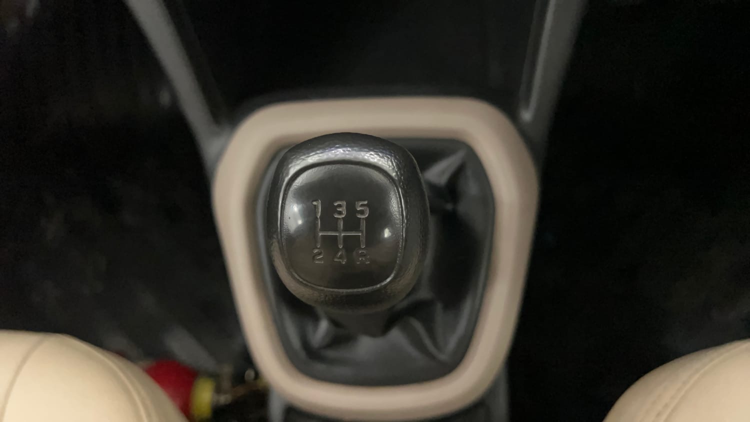 Used 2019 Hyundai Grand i10 Magna 1.2 Kappa VTVT CNG Cng Manual interior GEAR  KNOB VIEW