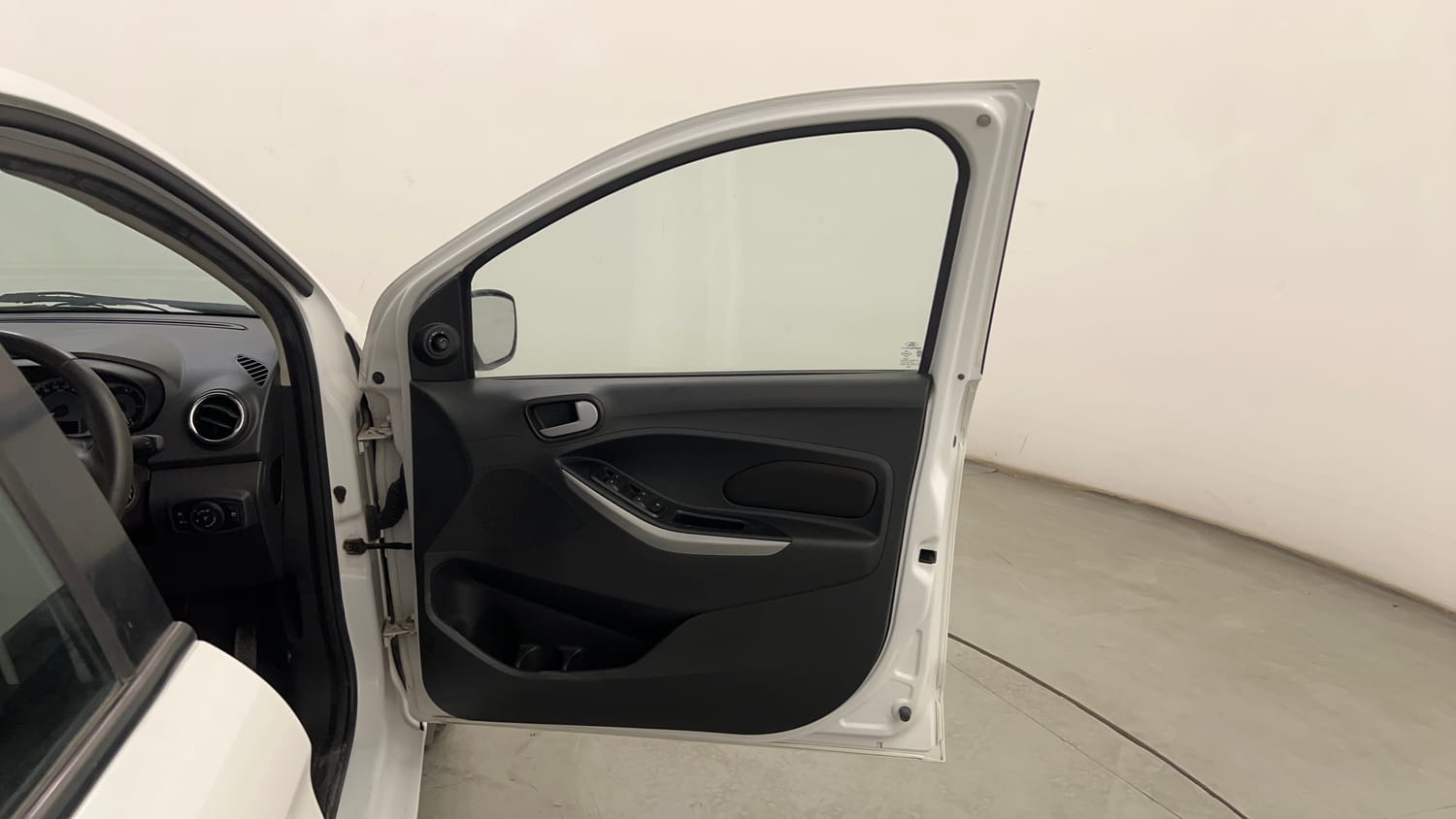 Used 2018 Ford Figo Titanium 1.2 Ti-VCT Petrol Manual interior RIGHT FRONT DOOR OPEN VIEW