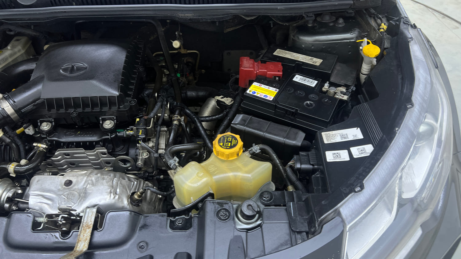 Used 2023 Tata Nexon XZ Plus (L) Petrol Manual engine ENGINE LEFT SIDE VIEW