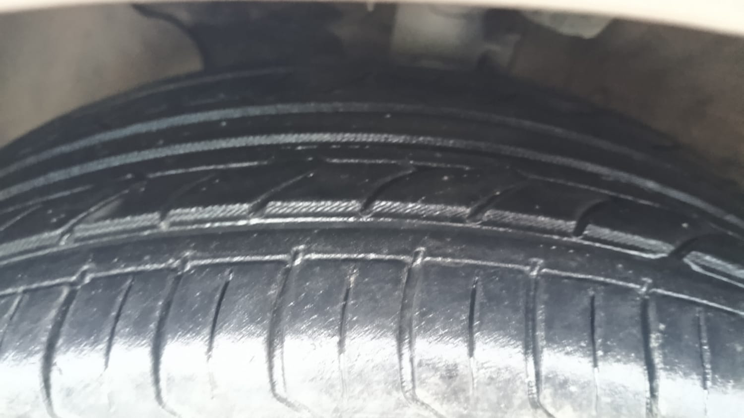 Used 2018 Hyundai Verna SX (O)1.6 VTVT Petrol Manual tyres LEFT FRONT TYRE TREAD VIEW