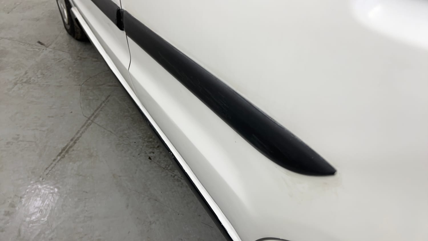 Used 2013 Maruti Suzuki A-Star VXI Petrol Manual dents MINOR SCRATCH