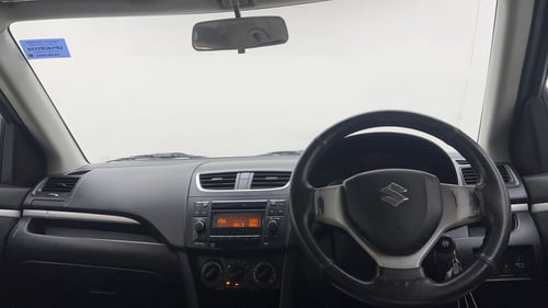 Used 2015 Maruti Suzuki Swift VXi Petrol Manual interior DASHBOARD VIEW