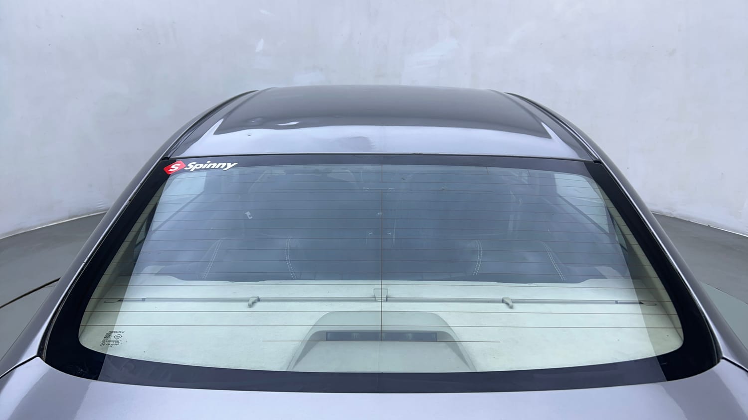 Used 2017 Maruti Suzuki Ciaz Zeta 1.3 Hybrid Diesel Manual top_features Rear defogger