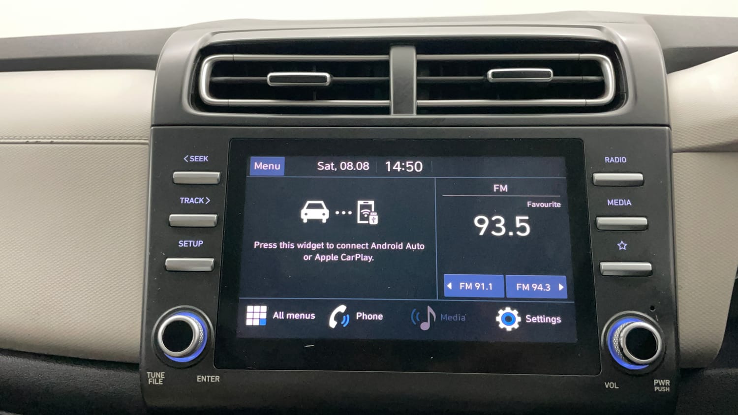 Used 2021 Hyundai Creta S 1.5 Petrol Petrol Manual top_features Integrated (in-dash) music system