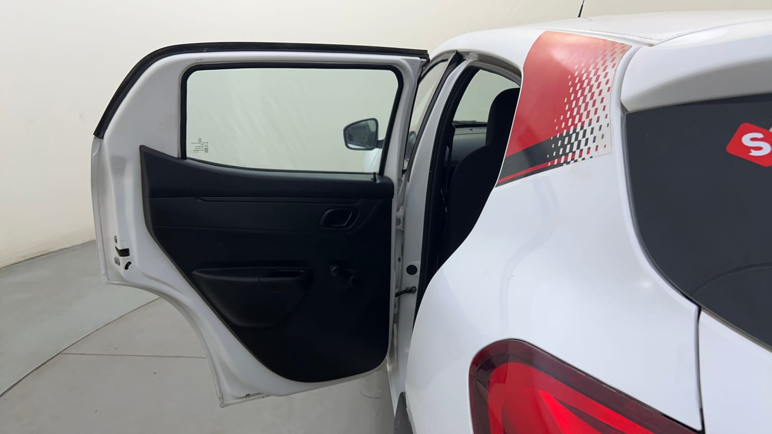 Used 2018 renault Kwid 1.0 RXL Anniversary Edition Petrol Manual interior LEFT REAR DOOR OPEN VIEW