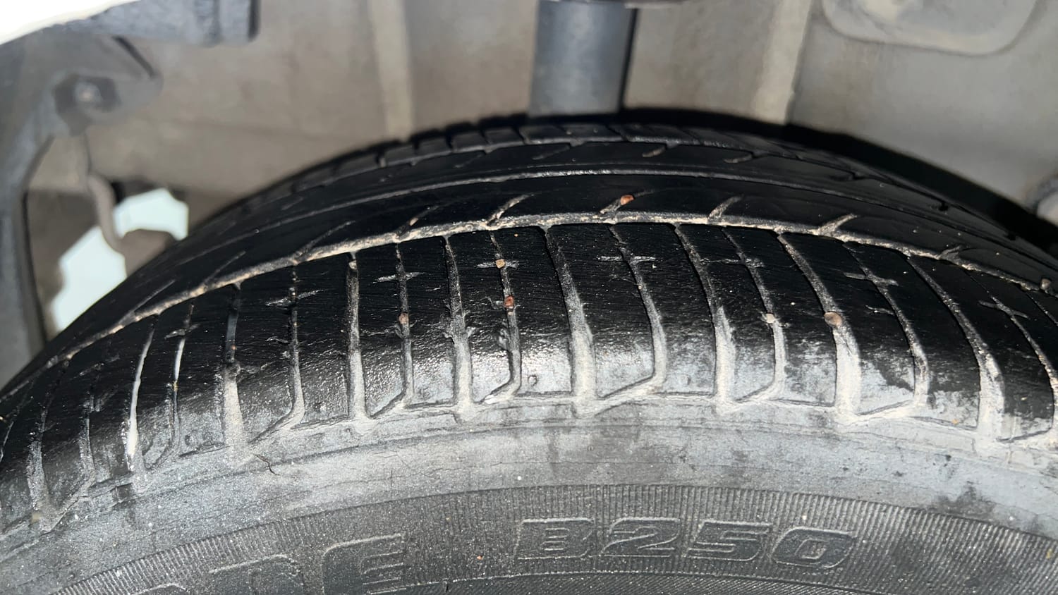 Used 2022 Tata Tiago XZ Plus Petrol Manual tyres RIGHT REAR TYRE TREAD VIEW