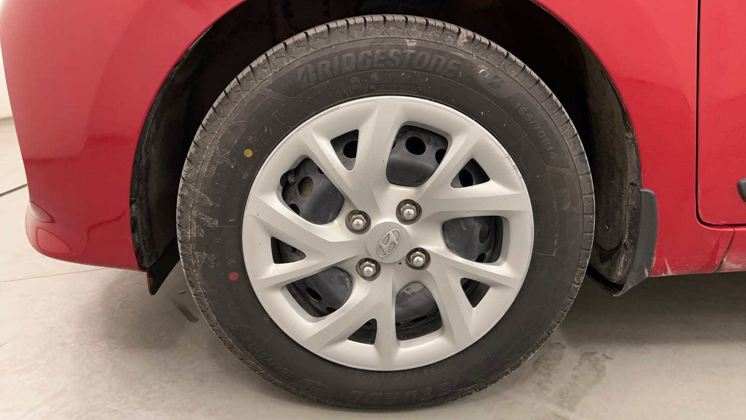 Used 2019 Hyundai Grand i10 Magna 1.2 Kappa VTVT CNG Cng Manual tyres LEFT FRONT TYRE RIM VIEW