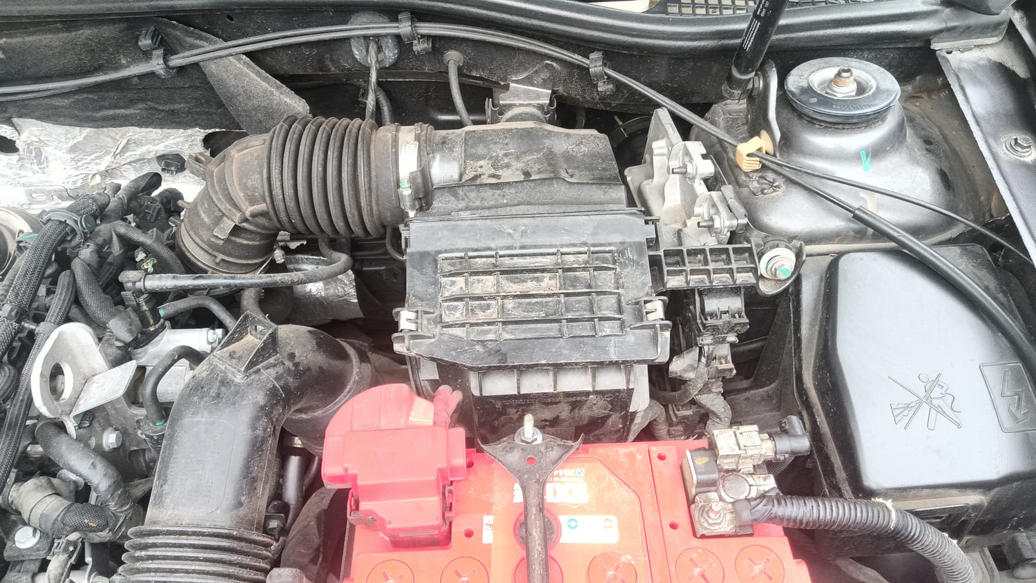 Used 2021 Renault Duster RXZ 1.3 Turbo Petrol CVT Petrol Automatic engine ENGINE LEFT SIDE VIEW
