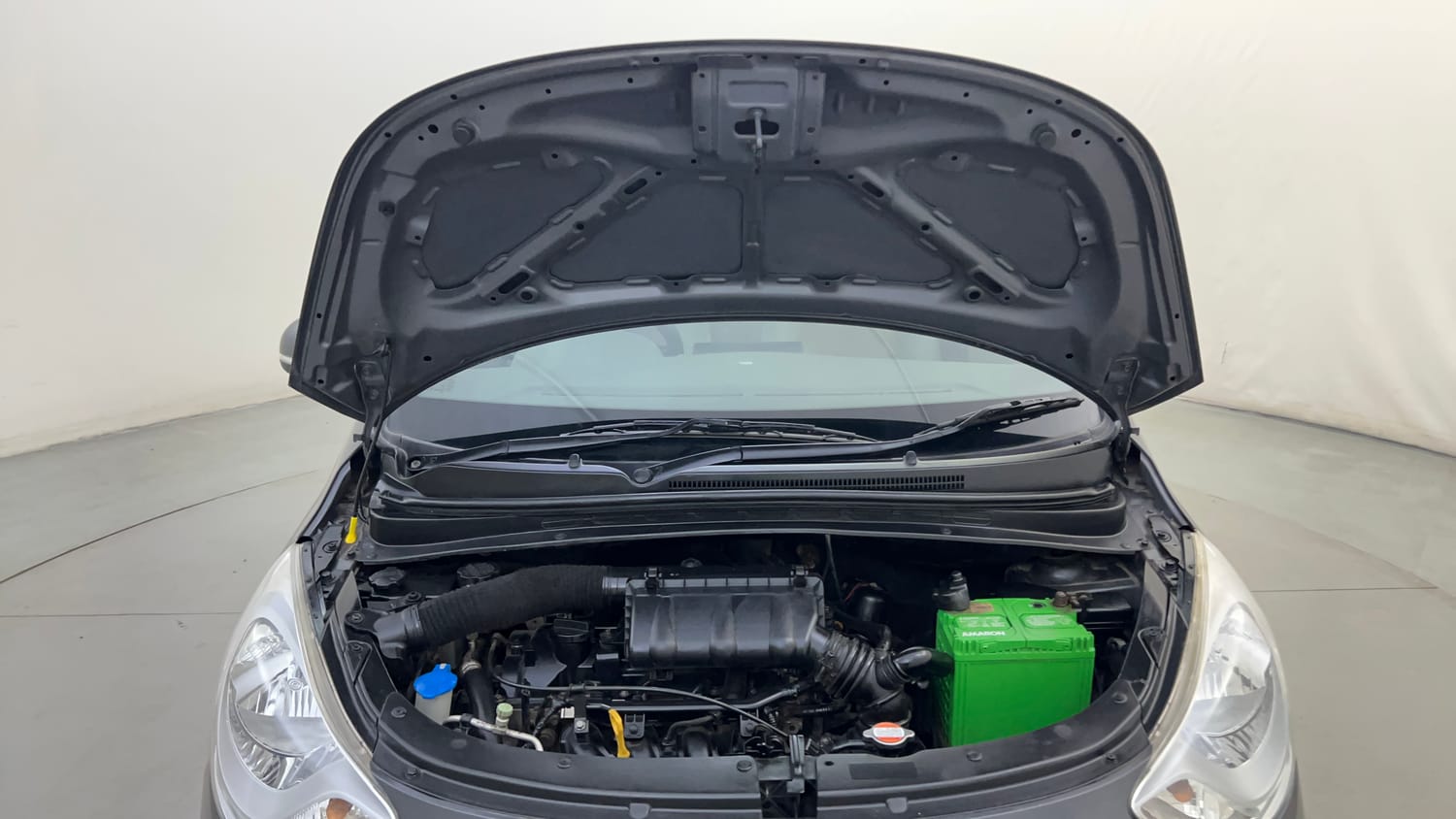 Used 2011 Hyundai i10 Magna 1.2 Kappa2 Petrol Manual engine ENGINE & BONNET OPEN FRONT VIEW