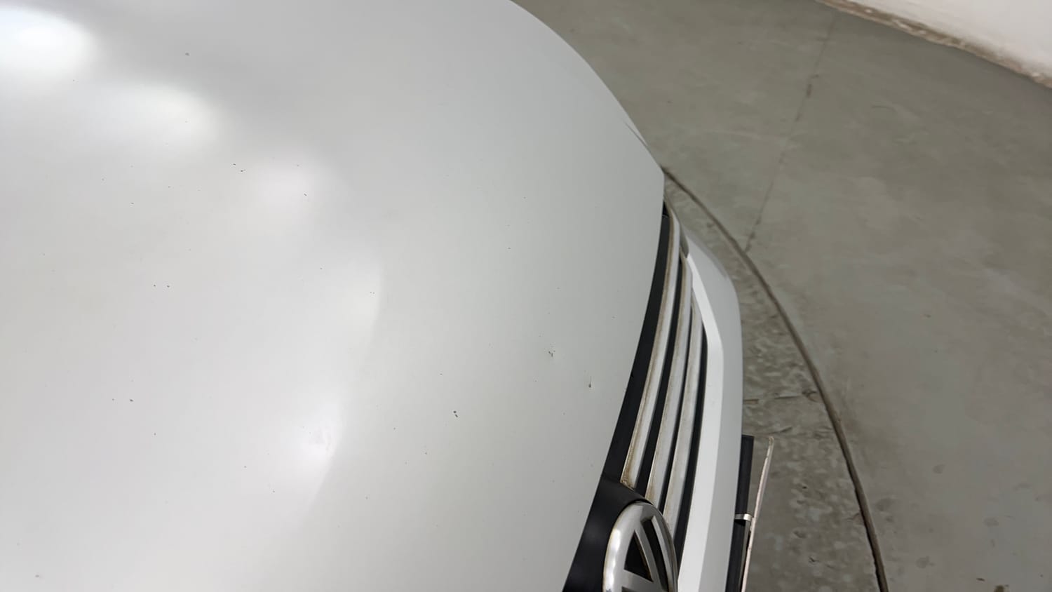 Used 2016 Volkswagen Vento Highline 1.2 (P) AT Petrol Automatic dents MINOR DENT