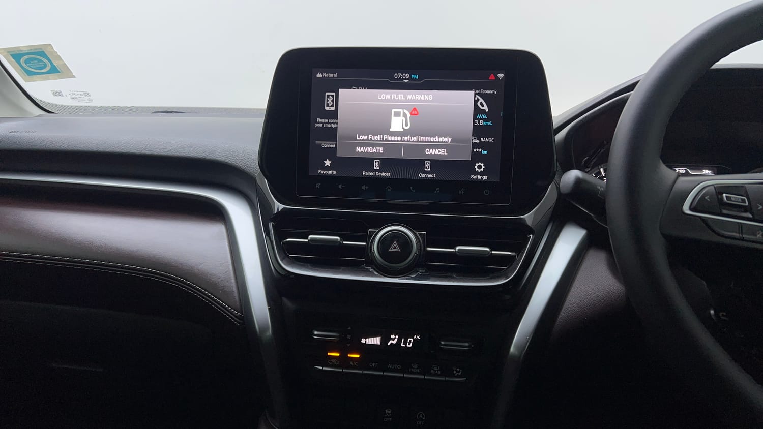 Used 2023 Maruti Suzuki Grand Vitara Zeta Smart Hybrid Petrol Manual top_features Integrated (in-dash) music system