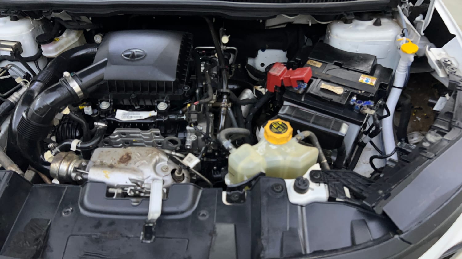 Used 2024 Tata Nexon Fearless 1.2 Revotron Petrol 6MT DT Petrol Manual engine ENGINE LEFT SIDE VIEW