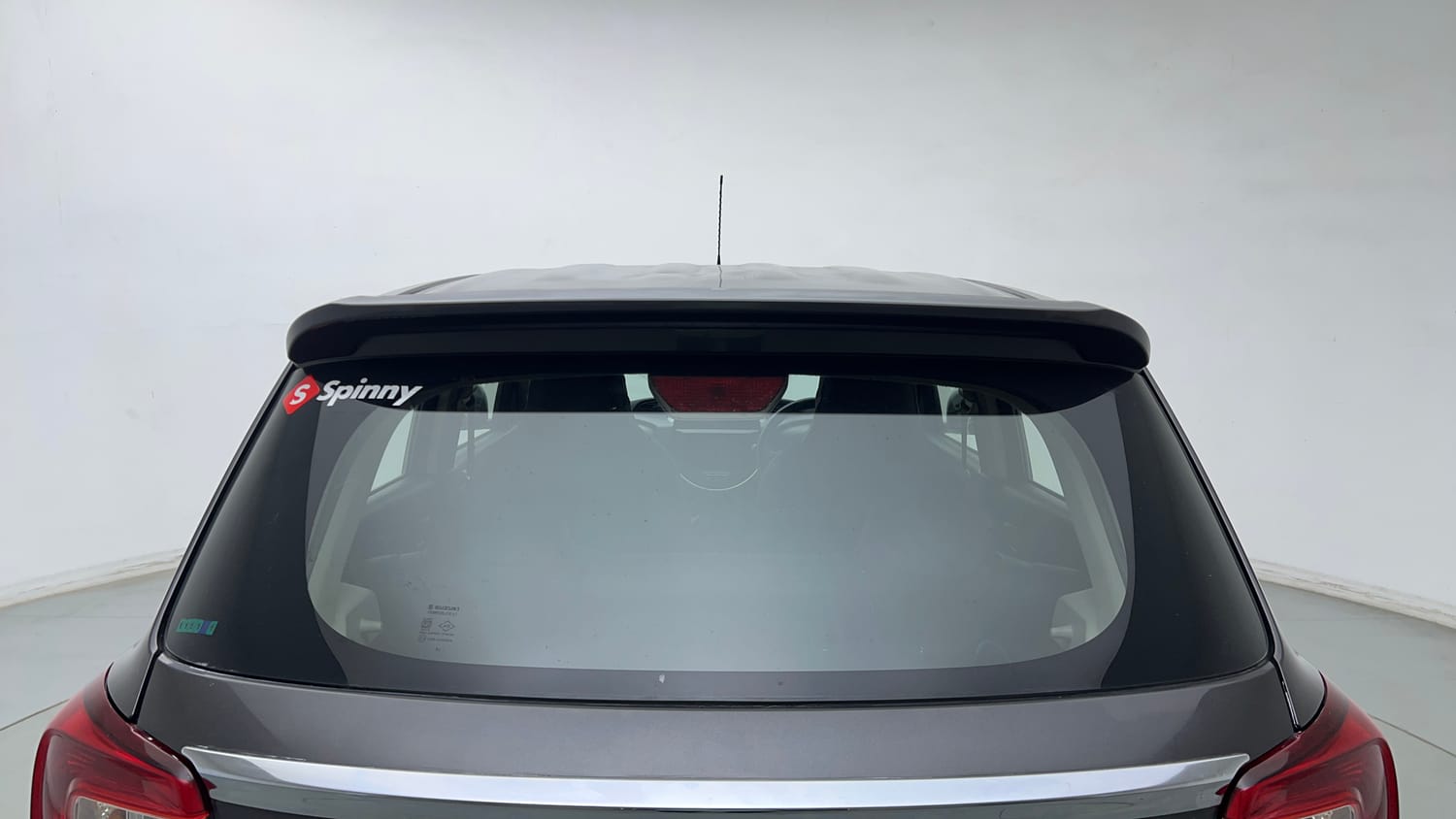 Used 2019 Maruti Suzuki S-Presso VXi Plus AMT Petrol Automatic exterior BACK WINDSHIELD VIEW