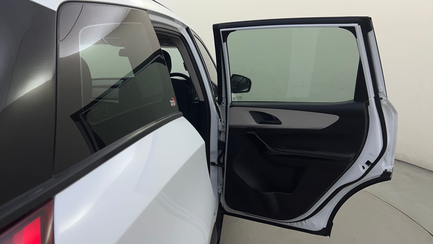 Used 2024 Mahindra XUV700 AX 5 Petrol AT 5 STR Petrol Automatic interior RIGHT REAR DOOR OPEN VIEW