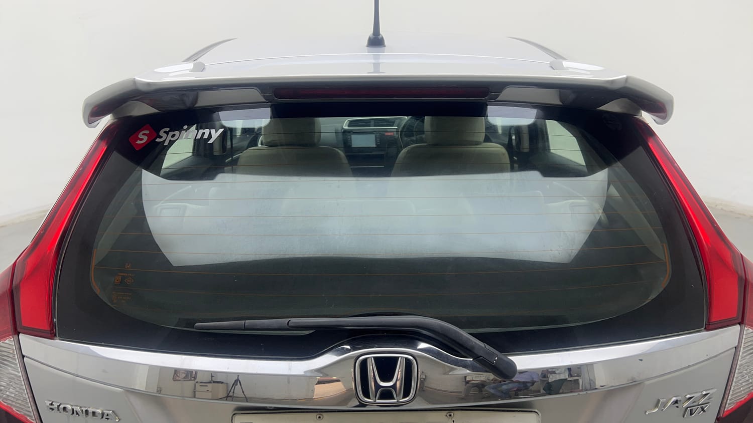 Used 2016 Honda Jazz VX Petrol Petrol Manual exterior BACK WINDSHIELD VIEW