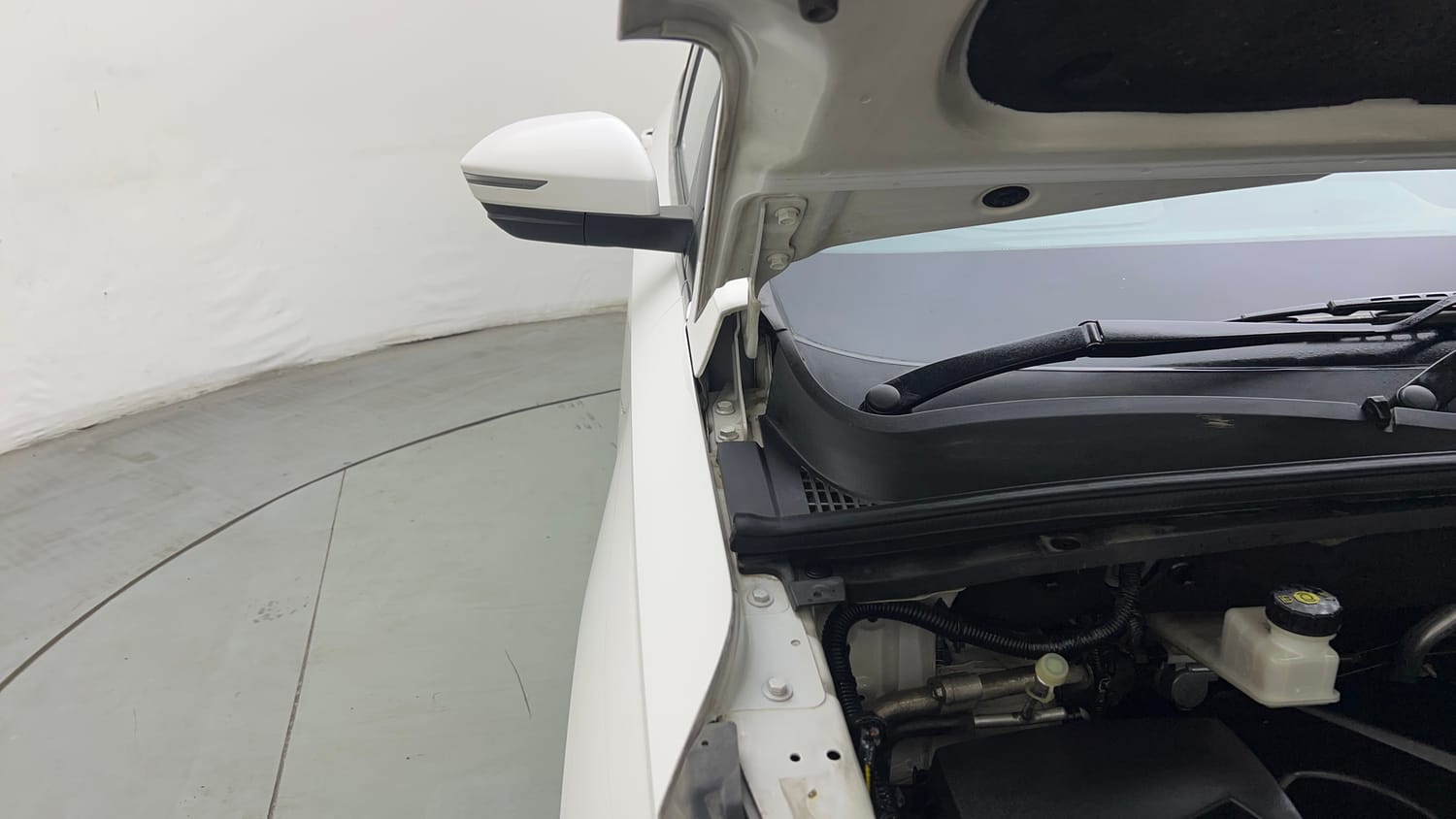 Used 2021 MG Motors Hector Sharp 1.5 Petrol Turbo DCT Petrol Automatic engine ENGINE RIGHT SIDE HINGE & APRON VIEW