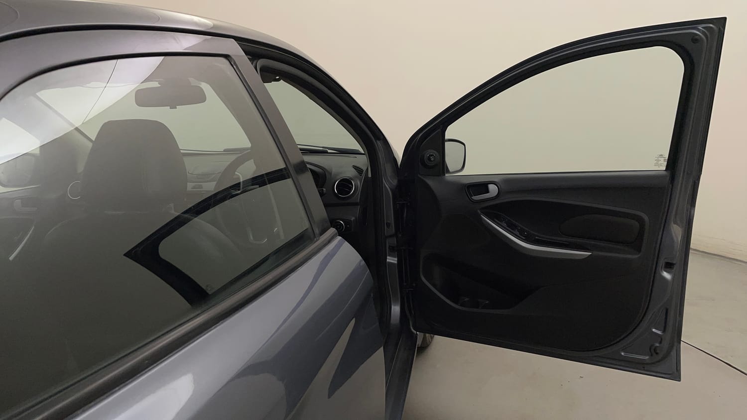 Used 2015 Ford Figo Trend 1.2 Ti-VCT Petrol Manual interior RIGHT FRONT DOOR OPEN VIEW