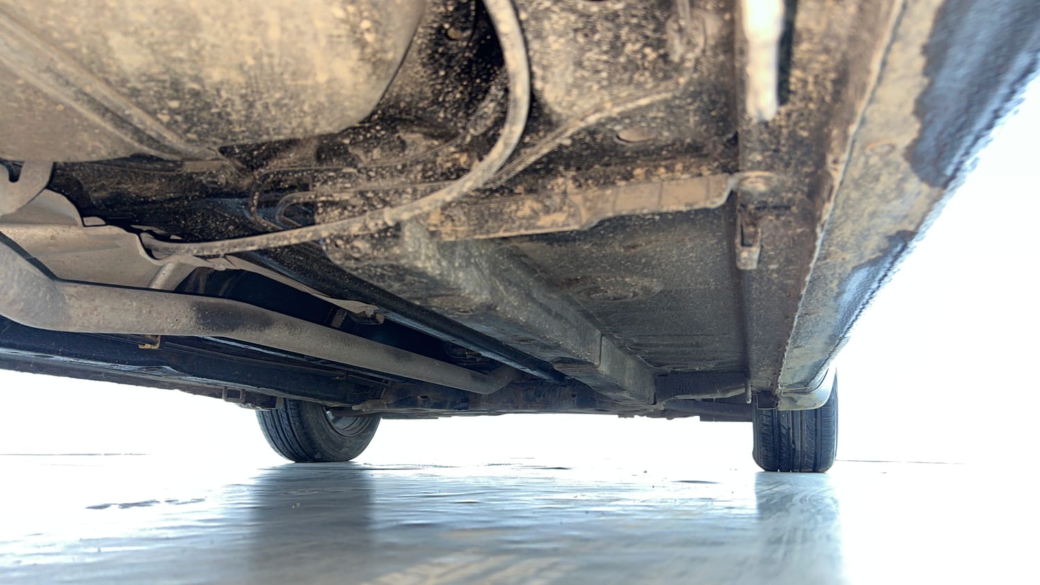 Used 2017 Maruti Suzuki Ciaz Zeta 1.3 Hybrid Diesel Manual extra REAR RIGHT UNDERBODY VIEW