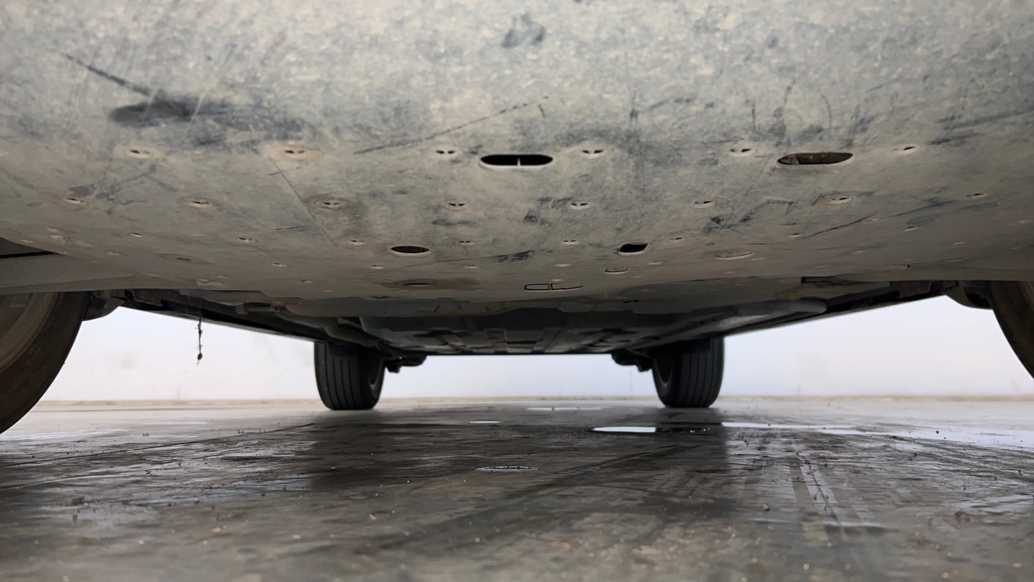 Used 2023 Honda Elevate VX MT Petrol Manual extra FRONT LEFT UNDERBODY VIEW