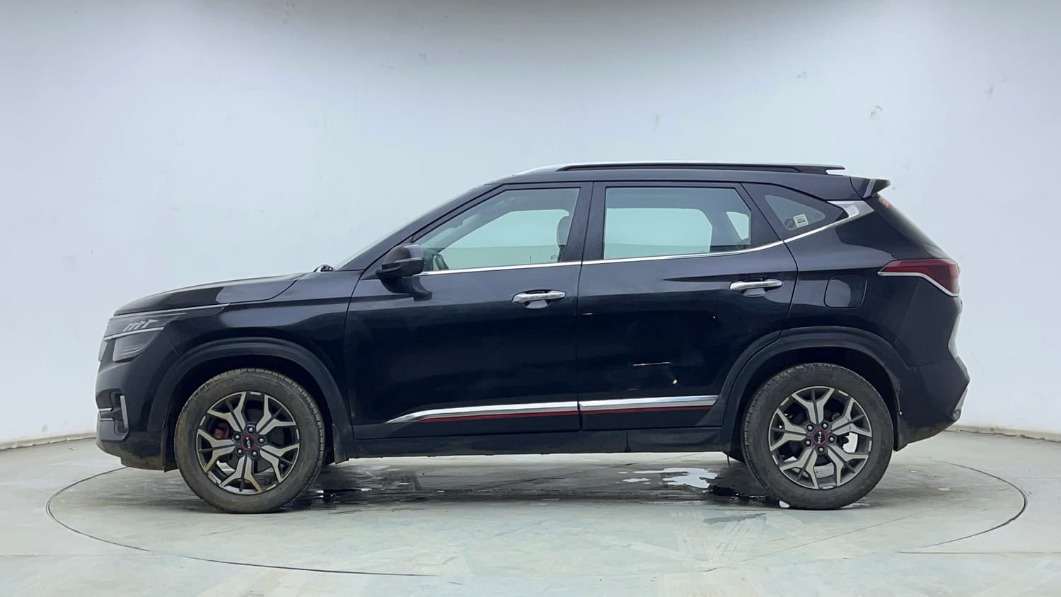 Used 2022 Kia Seltos GTX Plus 1.4 DCT Petrol Automatic exterior LEFT SIDE VIEW