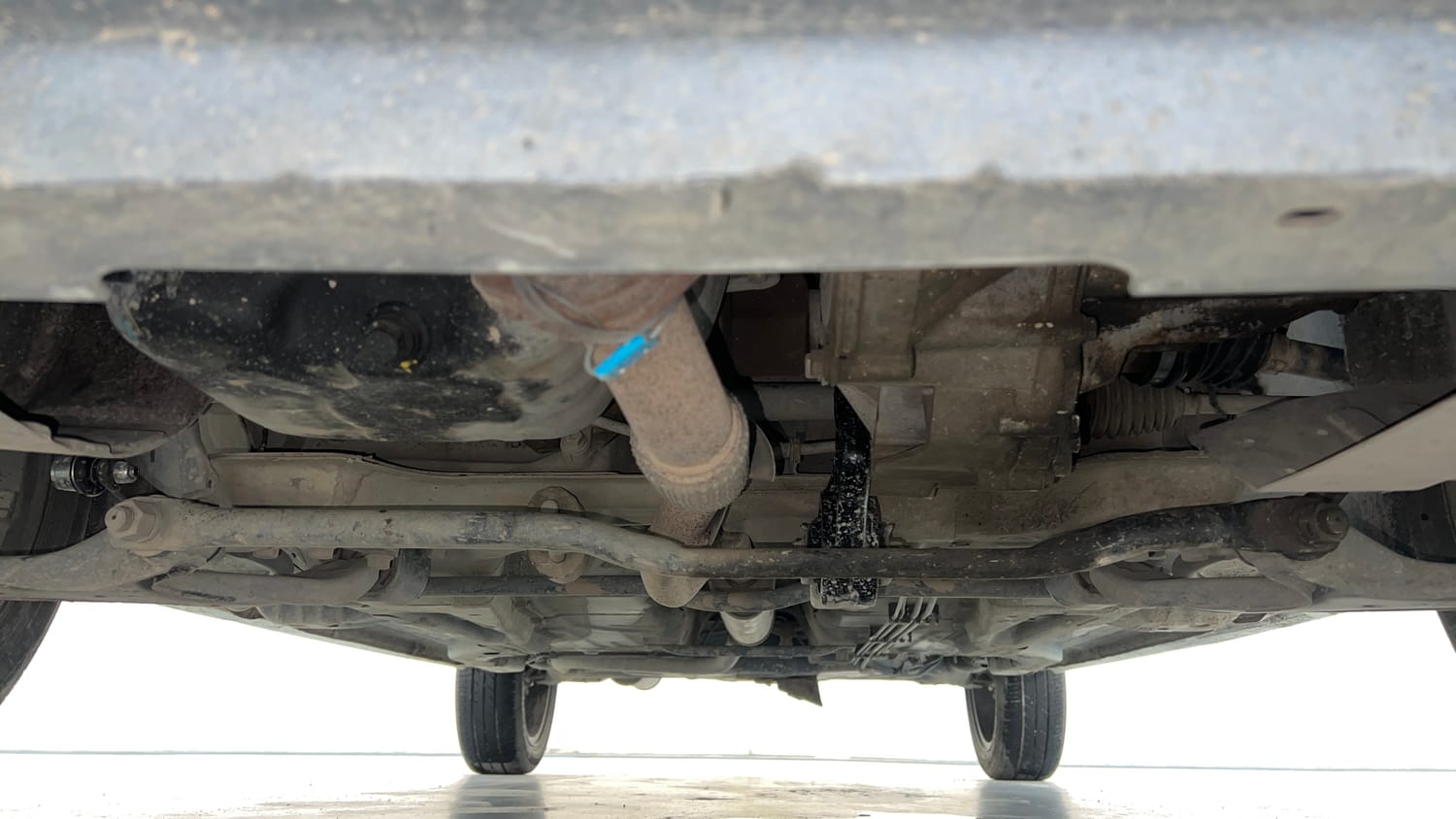 Used 2022 Tata Tiago XZ Plus Petrol Manual extra FRONT LEFT UNDERBODY VIEW