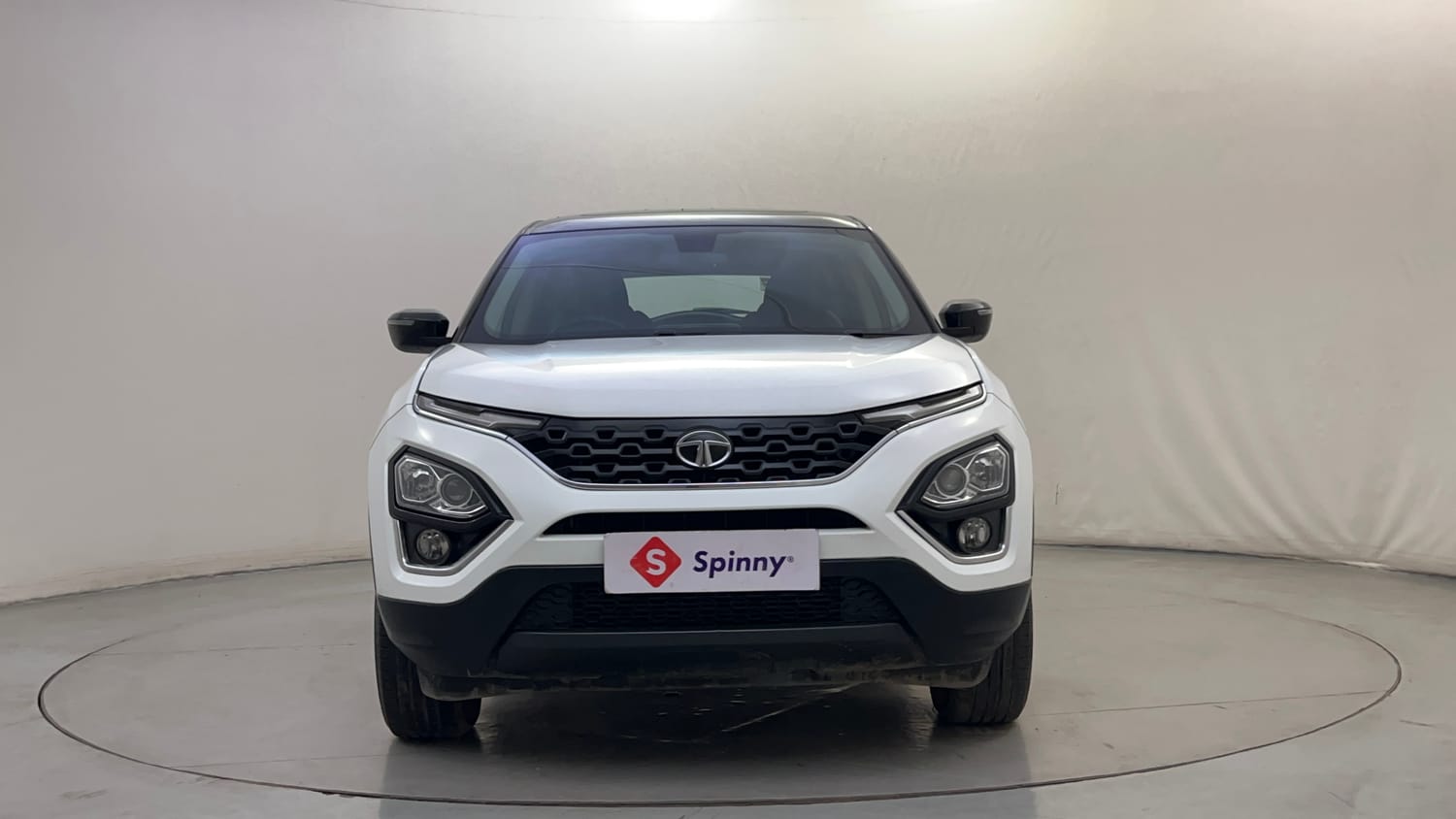 Used 2021 Tata Harrier XZA Plus Dual Tone Diesel Automatic exterior FRONT VIEW