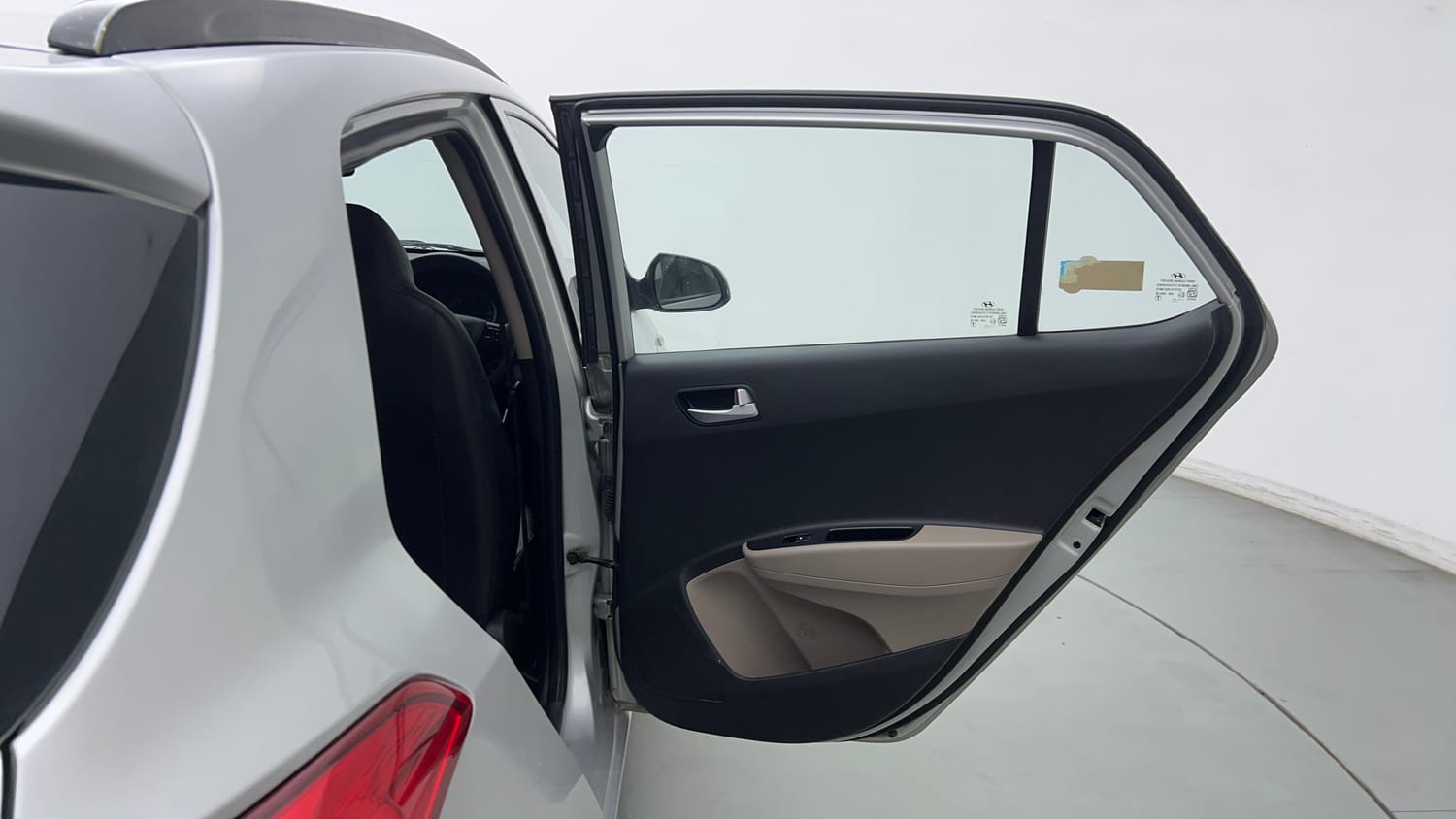 Used 2017 Hyundai Grand i10 Sportz 1.2 Kappa VTVT Petrol Manual interior RIGHT REAR DOOR OPEN VIEW