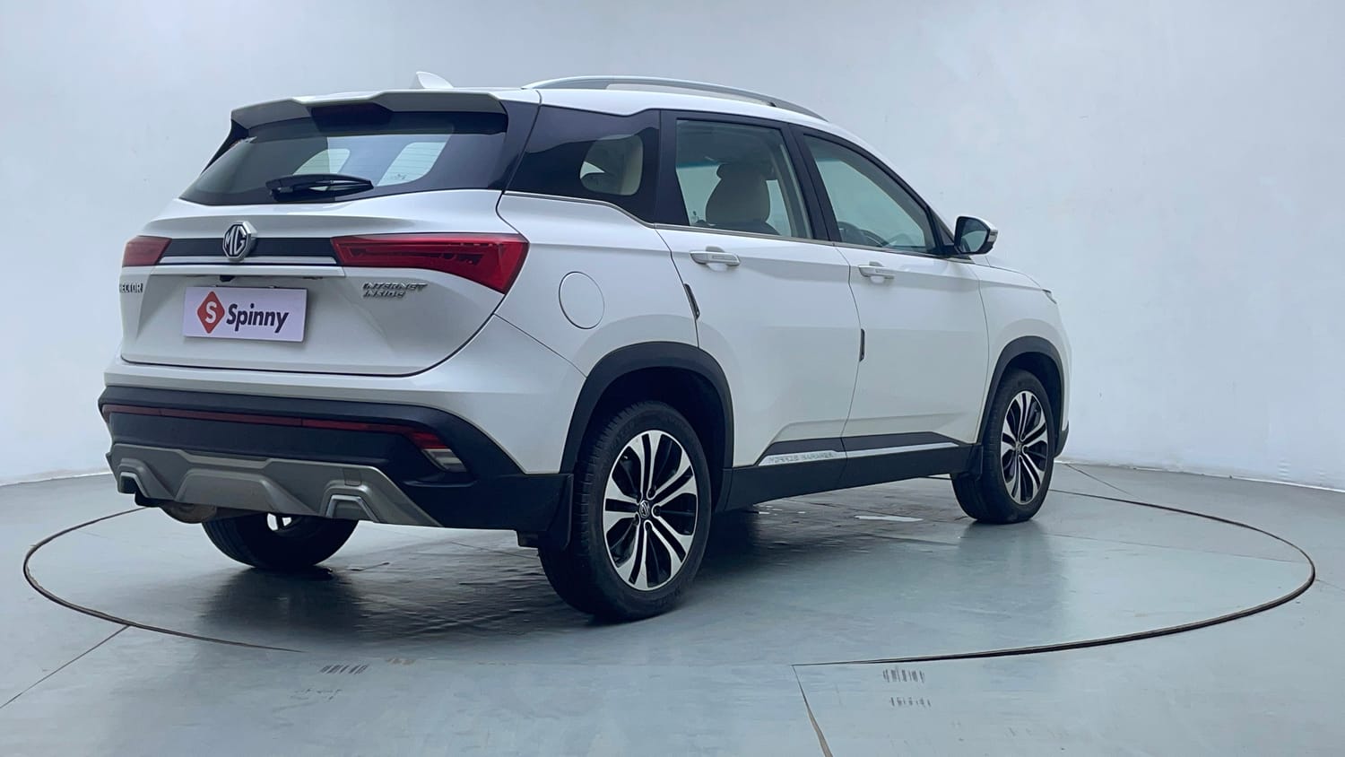 Used 2022 MG Motors Hector Sharp 1.5 Petrol CVT Petrol Automatic exterior RIGHT REAR CORNER VIEW