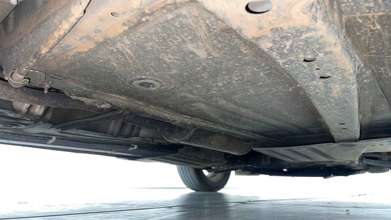 Used 2022 Maruti Suzuki Baleno Zeta MT Petrol Manual extra REAR RIGHT UNDERBODY VIEW