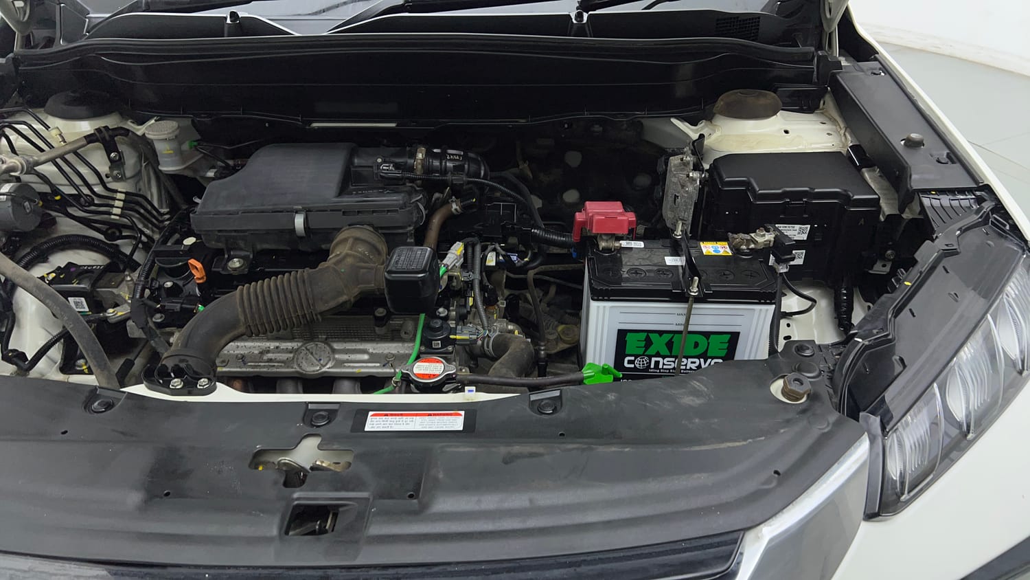 Used 2023 Maruti Suzuki Grand Vitara Zeta Smart Hybrid Petrol Manual engine ENGINE LEFT SIDE VIEW