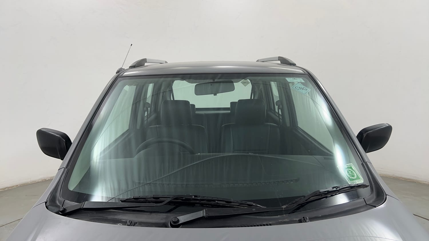 Used 2014 Maruti Suzuki Wagon R LXI CNG Cng Manual exterior FRONT WINDSHIELD VIEW