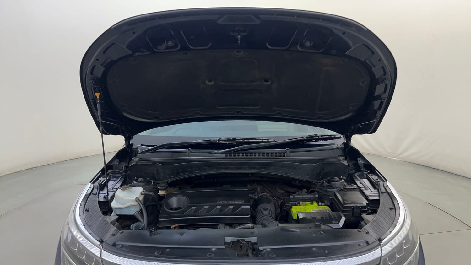 Used 2019 kia Seltos GTX Plus DCT 1.4 Petrol Automatic engine ENGINE & BONNET OPEN FRONT VIEW