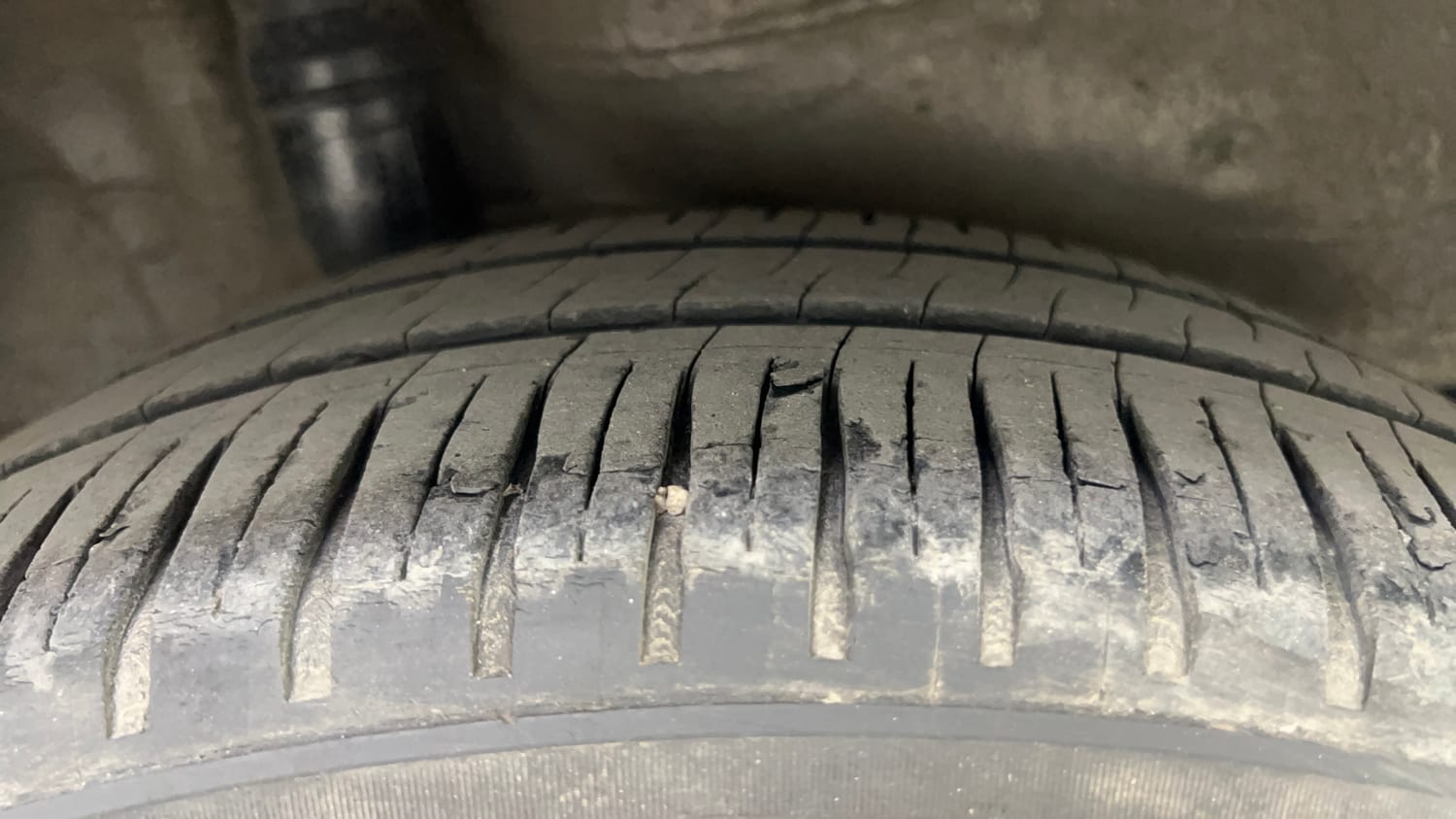 Used 2018 Honda Jazz V Diesel Diesel Manual tyres RIGHT REAR TYRE TREAD VIEW
