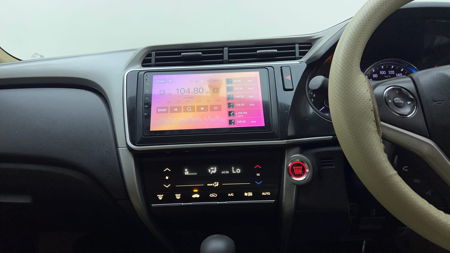 Used 2019 Honda City V CVT Petrol Petrol Automatic interior MUSIC SYSTEM & AC CONTROL VIEW