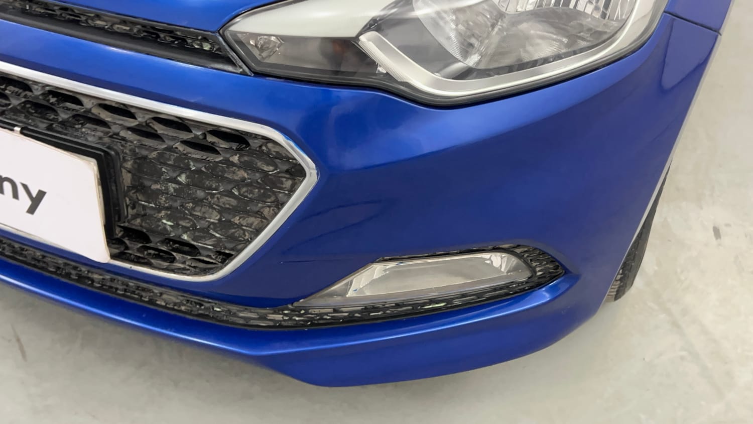 Used 2015 Hyundai Elite i20 Asta 1.2 Petrol Manual dents MINOR SCRATCH