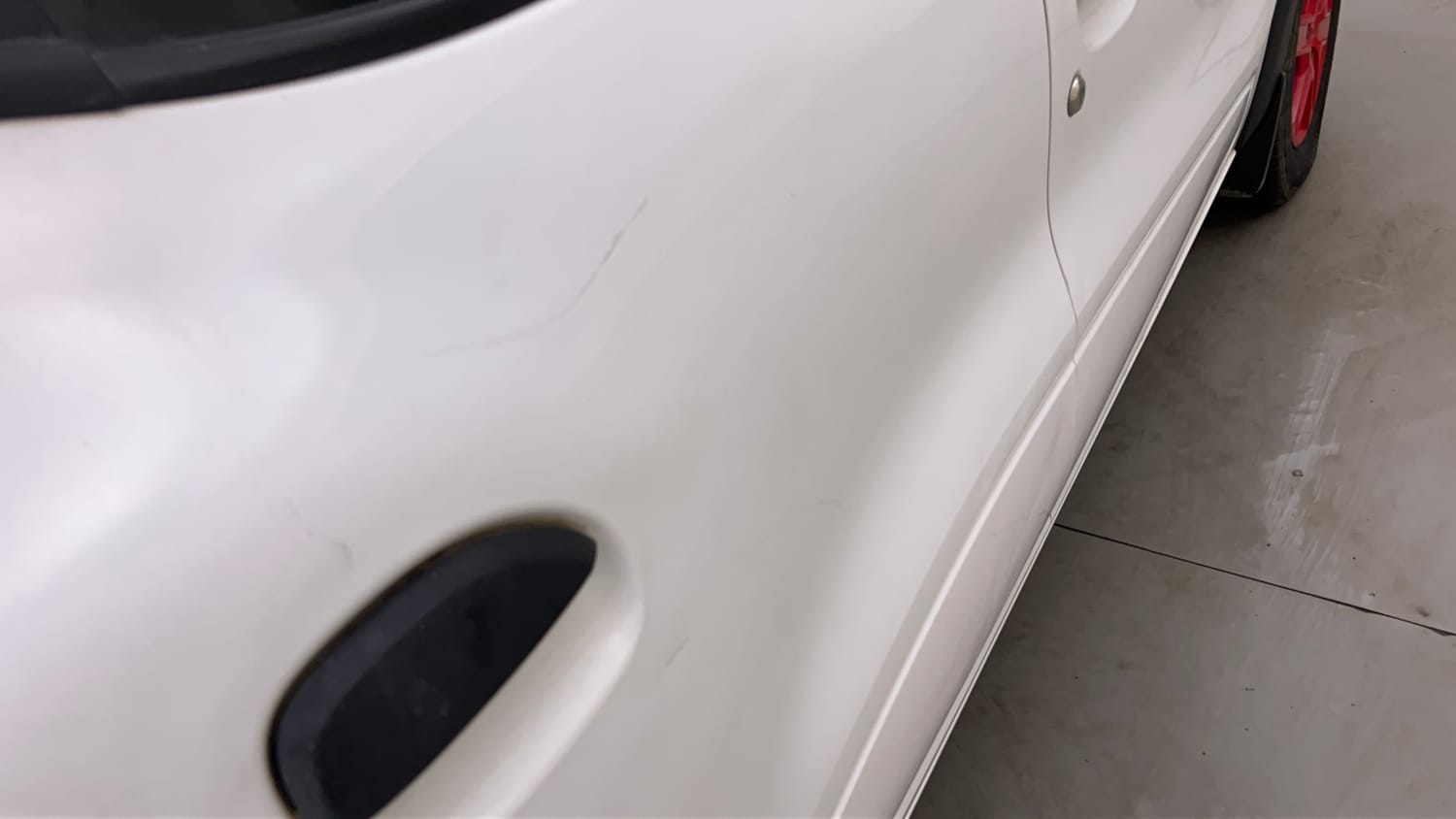 Used 2018 renault Kwid 1.0 RXL Anniversary Edition Petrol Manual dents MINOR SCRATCH