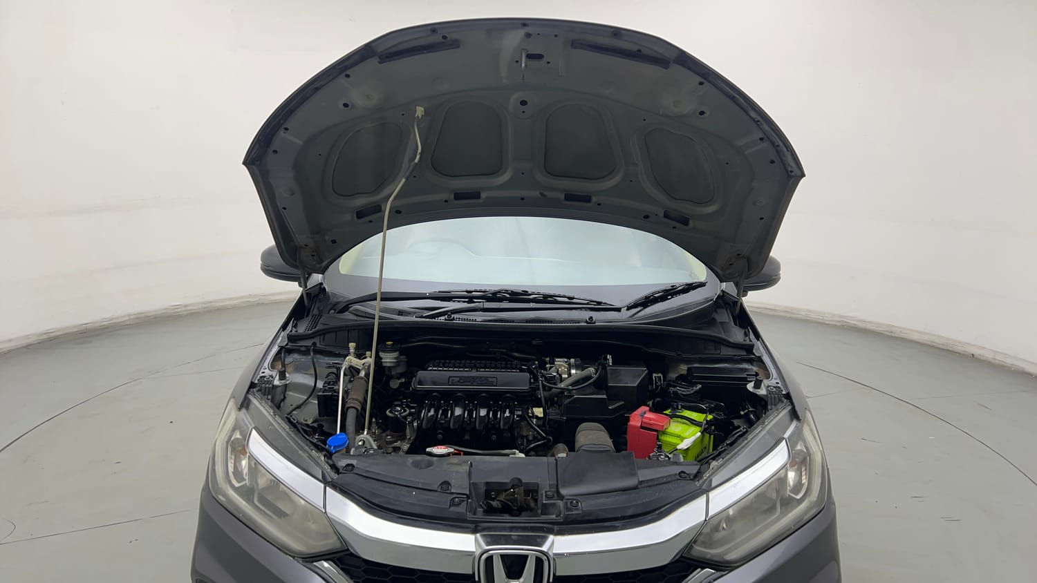 Used 2019 Honda City V Petrol Petrol Manual engine ENGINE & BONNET OPEN FRONT VIEW