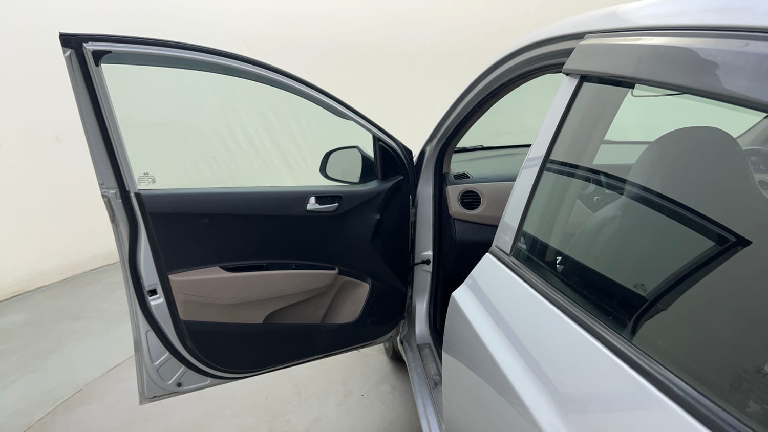 Used 2017 Hyundai Grand i10 Sportz 1.2 Kappa VTVT Petrol Manual interior LEFT FRONT DOOR OPEN VIEW