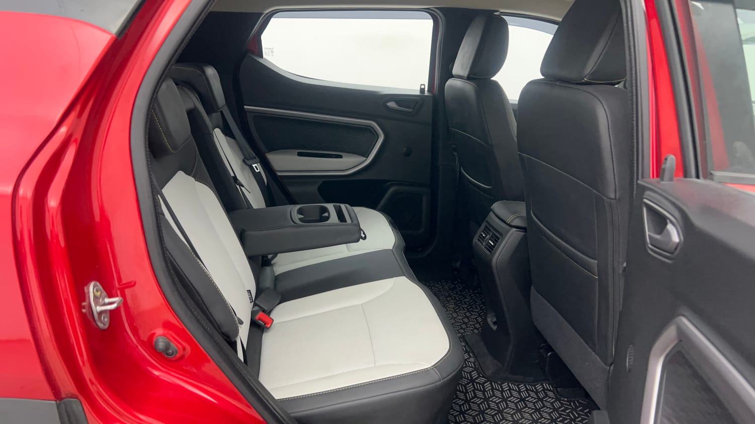 Used 2026 Renault Kiger Emotion CVT Turbo Dual Tone Petrol Automatic interior RIGHT SIDE REAR DOOR CABIN VIEW