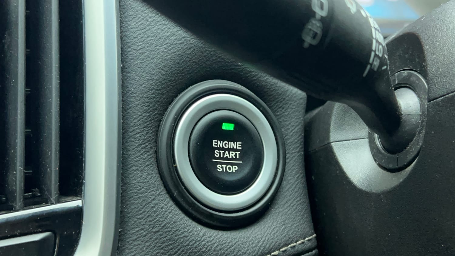 Used 2019 MG Motors Hector Sharp 1.5 DCT Petrol Petrol Automatic top_features Keyless start