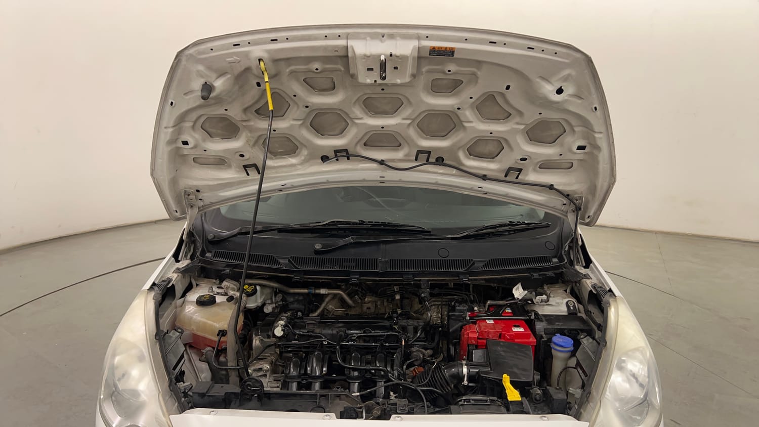 Used 2018 Ford Figo Titanium 1.2 Ti-VCT Petrol Manual engine ENGINE & BONNET OPEN FRONT VIEW