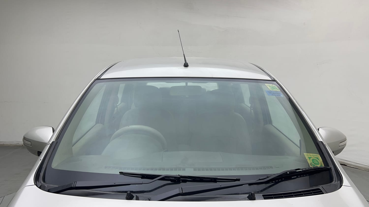 Used 2018 Maruti Suzuki Ertiga ZXI+ Petrol Manual exterior FRONT WINDSHIELD VIEW