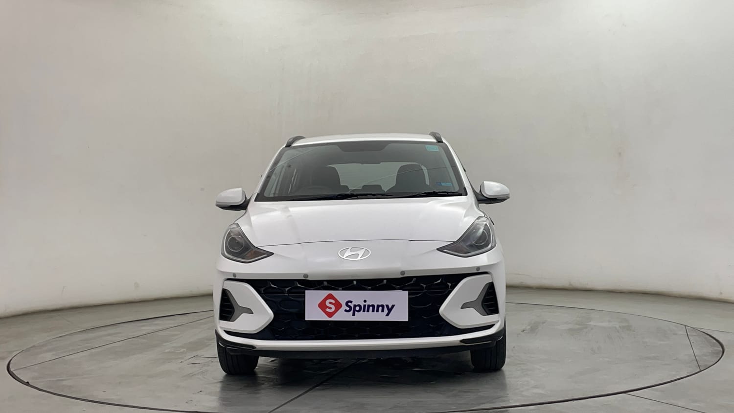 Used 2024 Hyundai Grand i10 Nios Asta 1.2 Kappa AMT Petrol Automatic exterior FRONT VIEW
